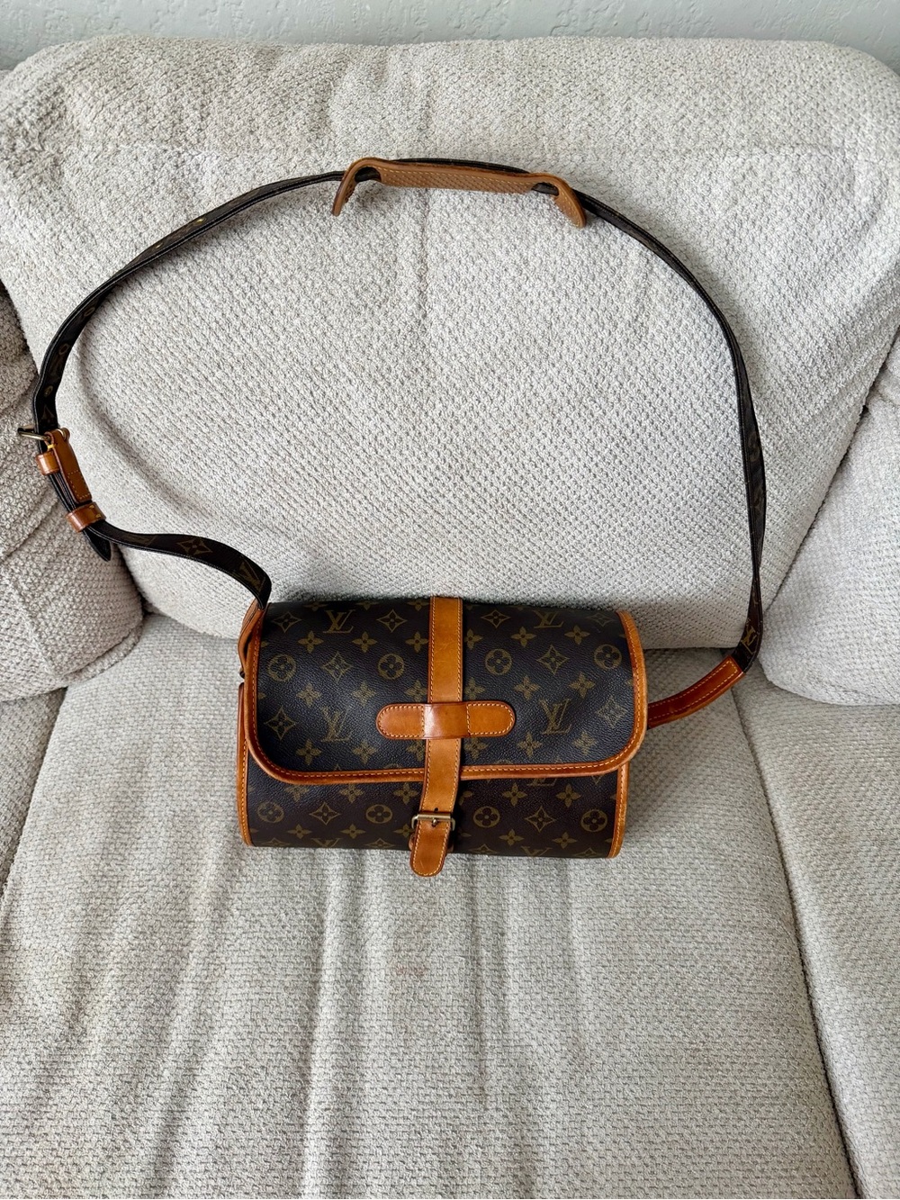 Louis Vuitton Monogram Marne Messenger Bag